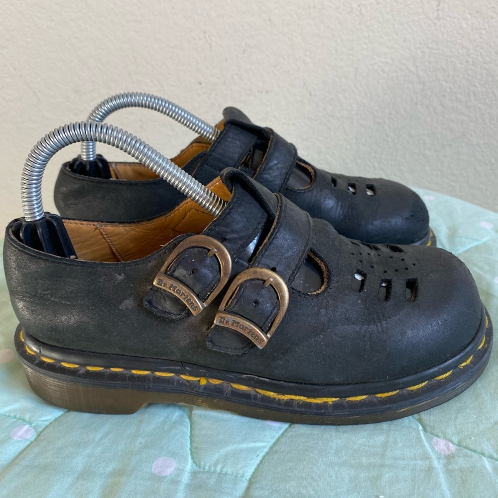 VINTAGE RARE Black Dr. Martens Mary Jane’s  Made in England Litte Girls size 2